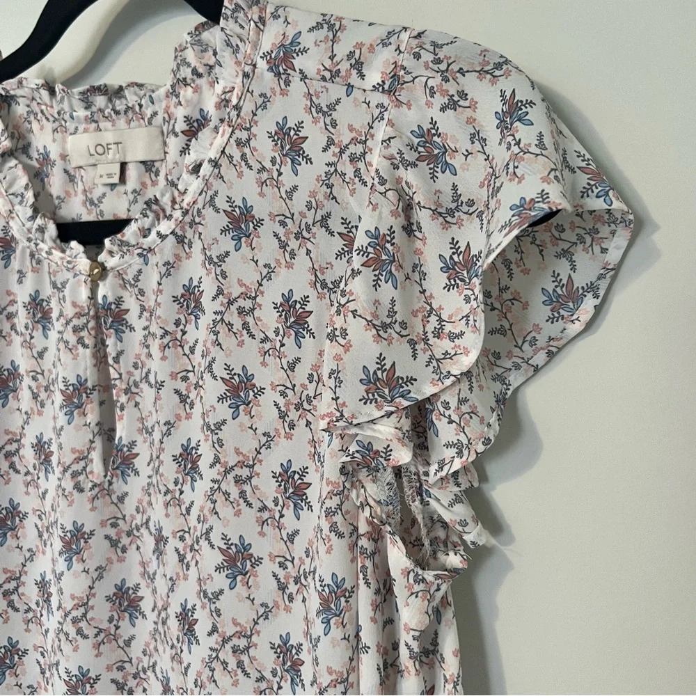 LOFT Blouse - Like New - Picture 5 of 7